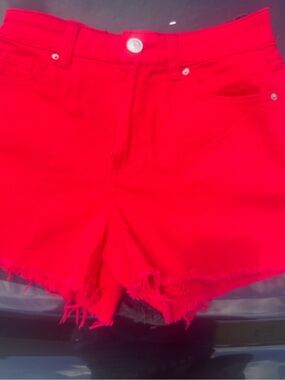 No Boundaries Bright Red Frayed Hem Denim Shorts Size 3